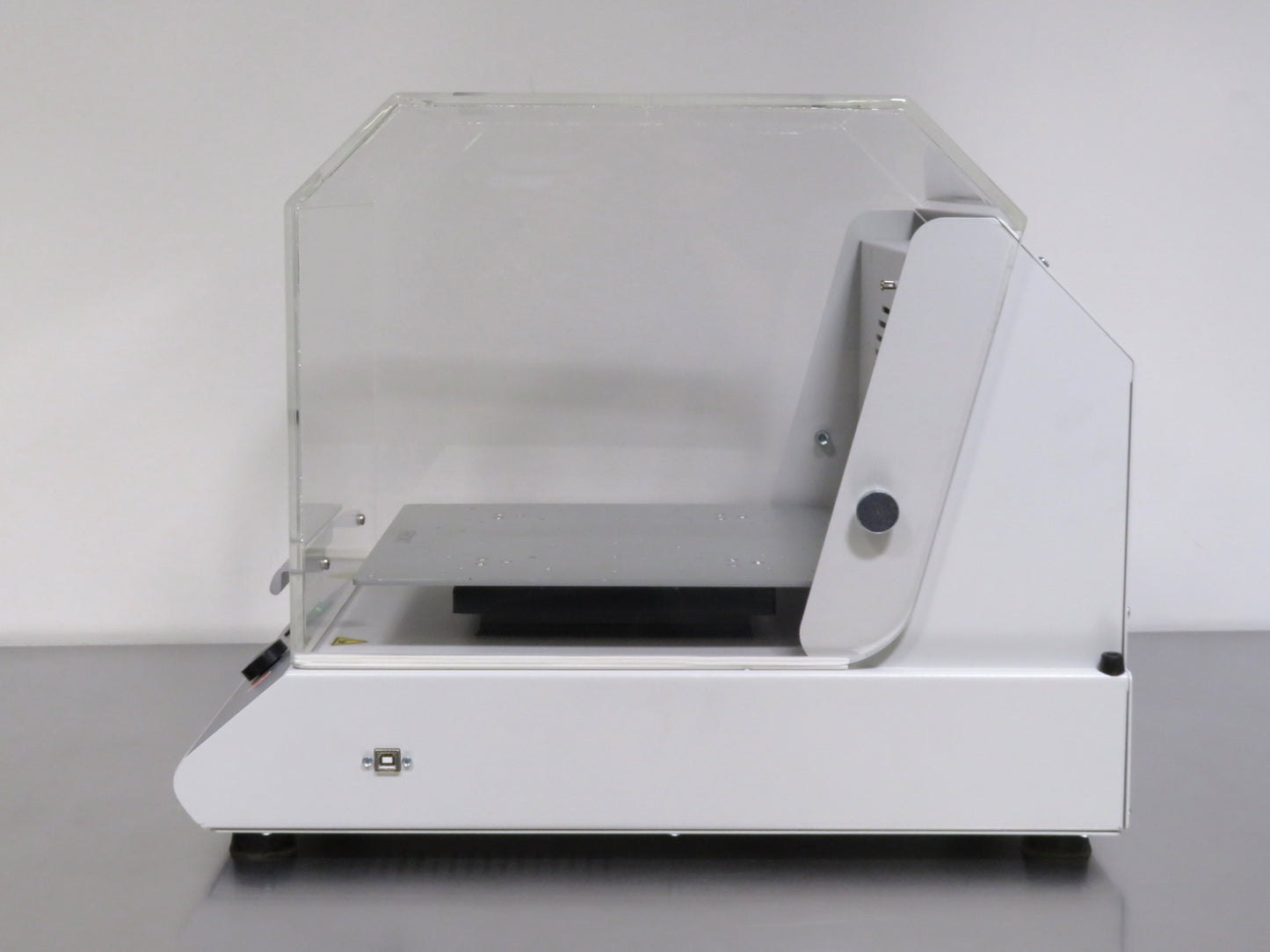 Corning LSE Benchtop Shaking Incubator