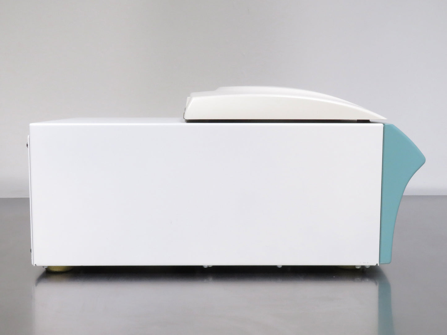 Hettich Mikro 200R Centrifuge, Cat. #2405-01