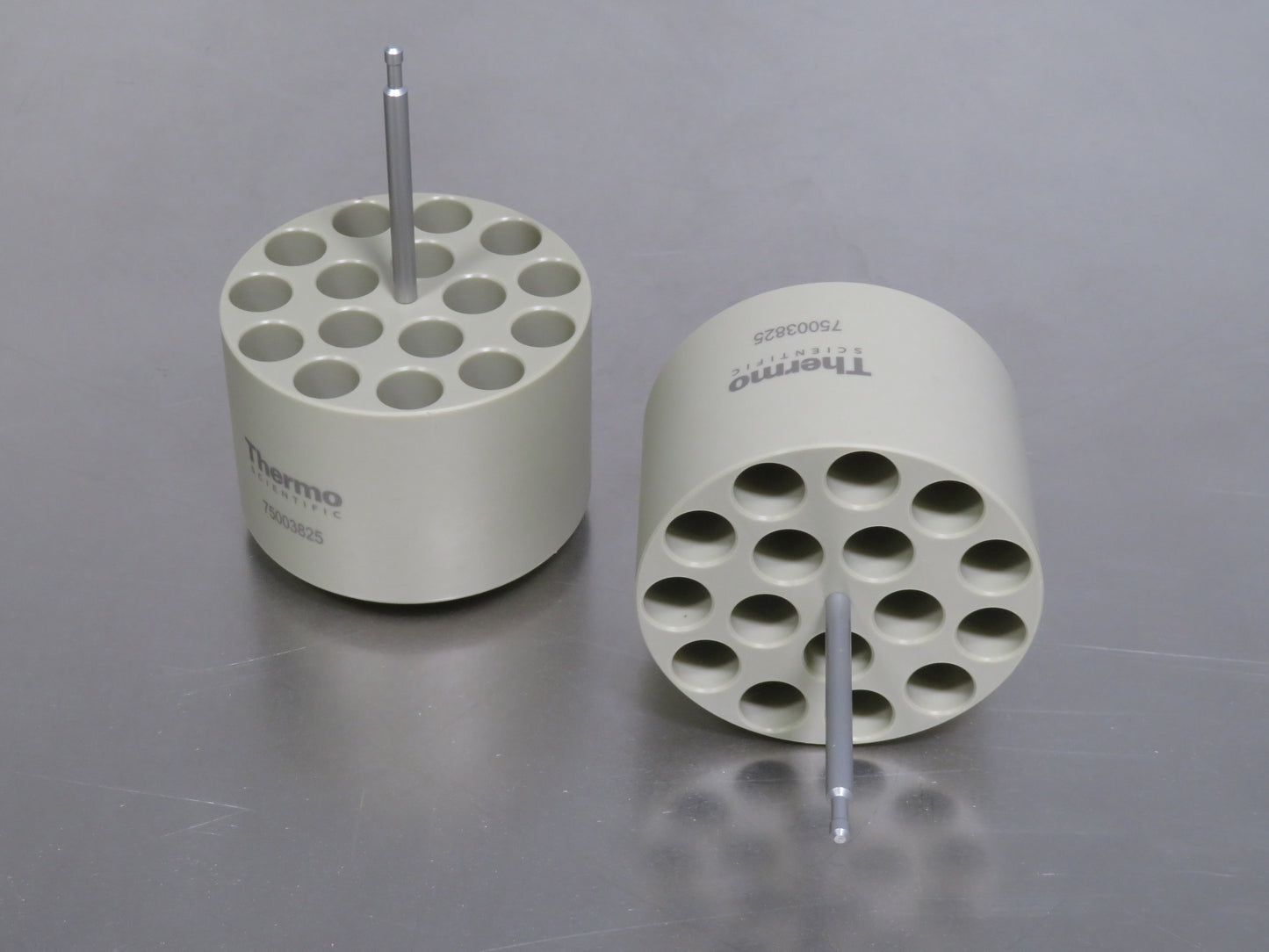 Thermo Scientific 16 x 4.5 x 6ml Adapters for TX-400 Rotor, Cat. # 75003825