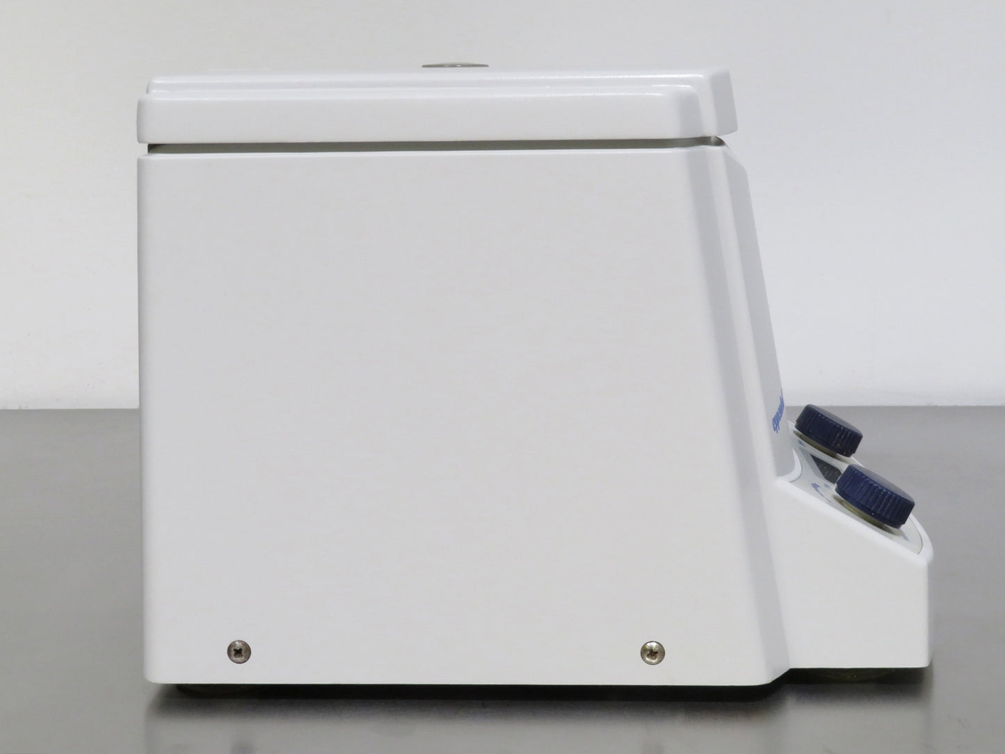 Eppendorf 5415D Digital Centrifuge