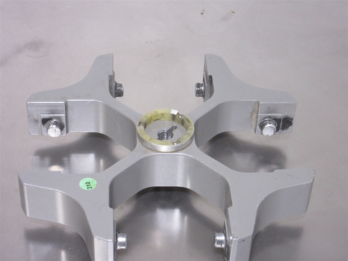 Hettich 1494 Swing Out Rotor and 1425 Buckets