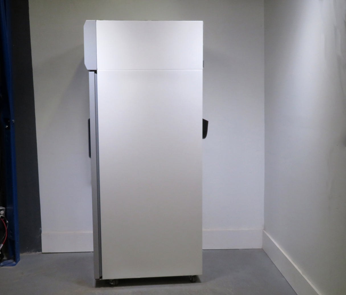 Thermo Scientific TSX2330FA High-Performance -30C Lab Freezer