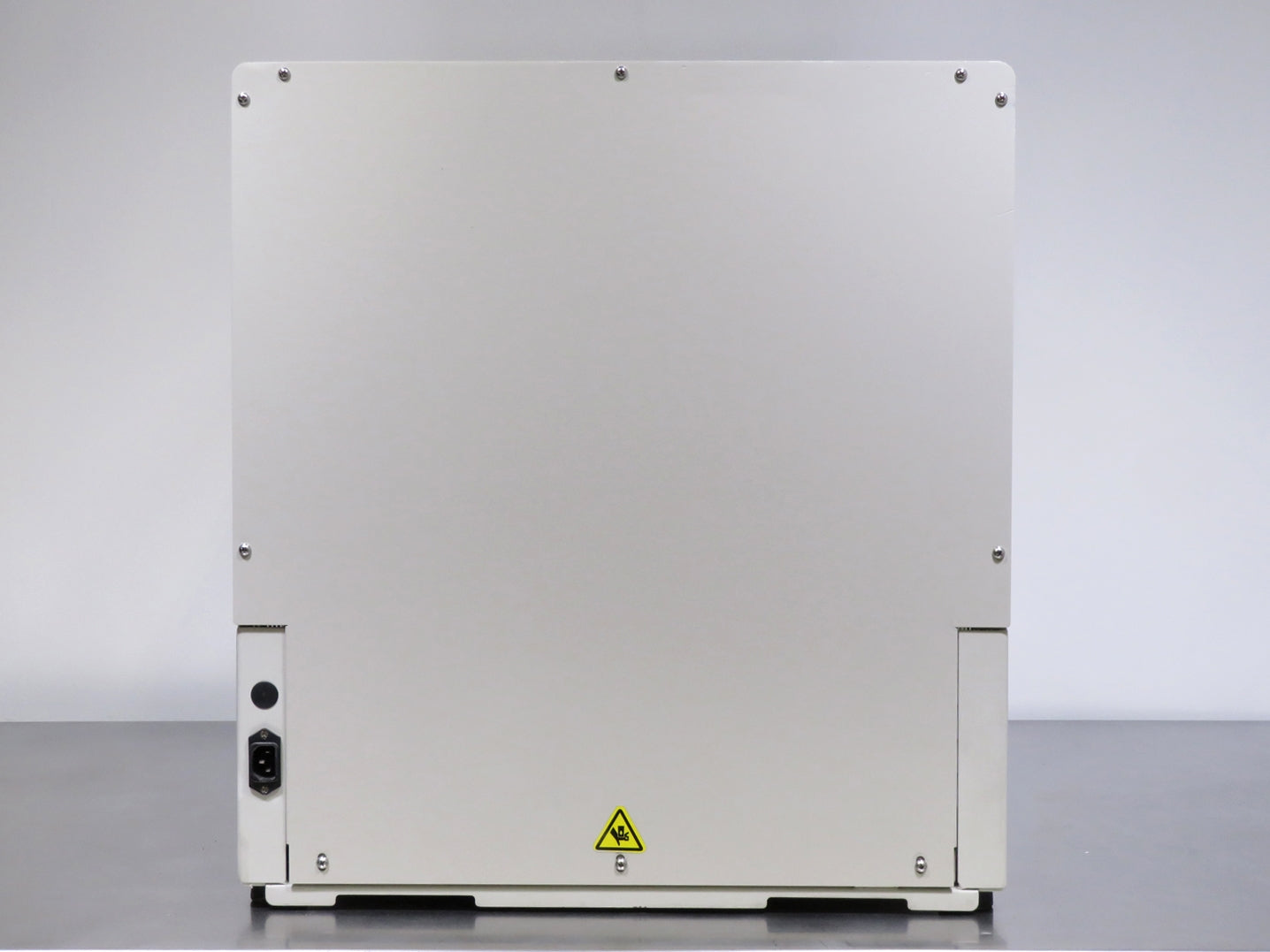New Brunswick I24R Refrigerated Incubator Shaker