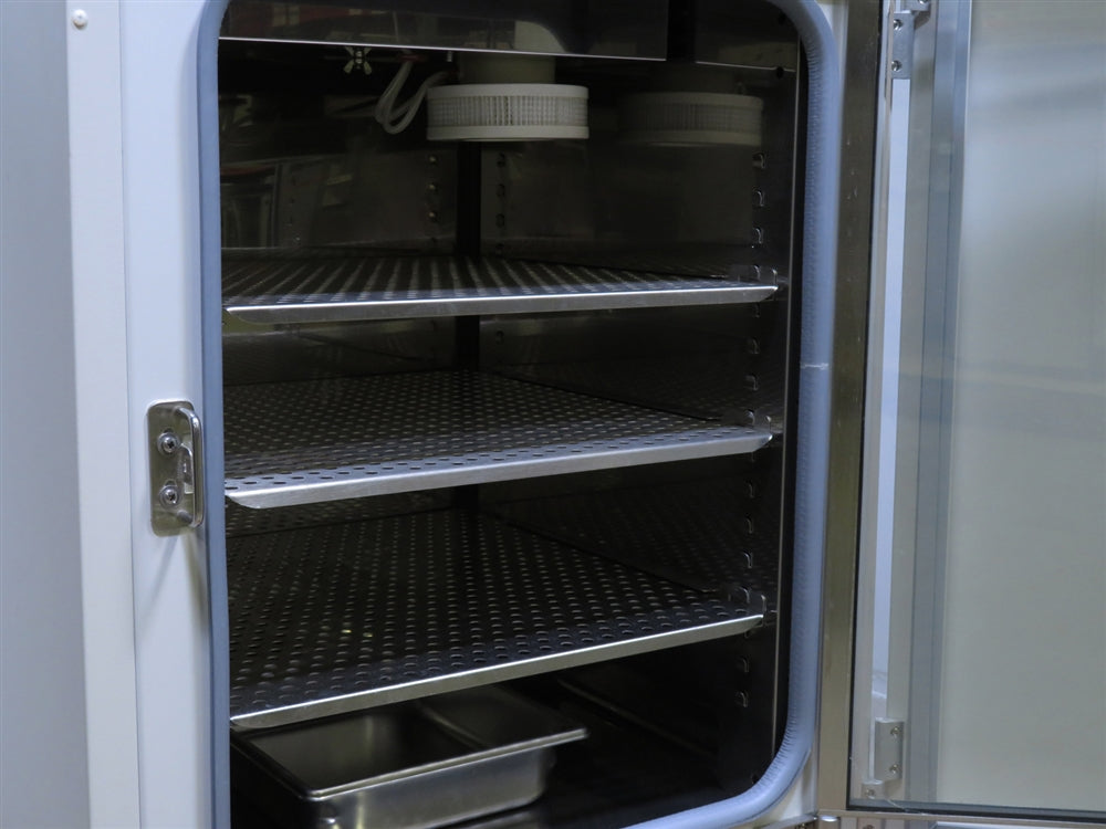 VWR CO2 Water Jacketed Incubator, Cat. #: 10810-878