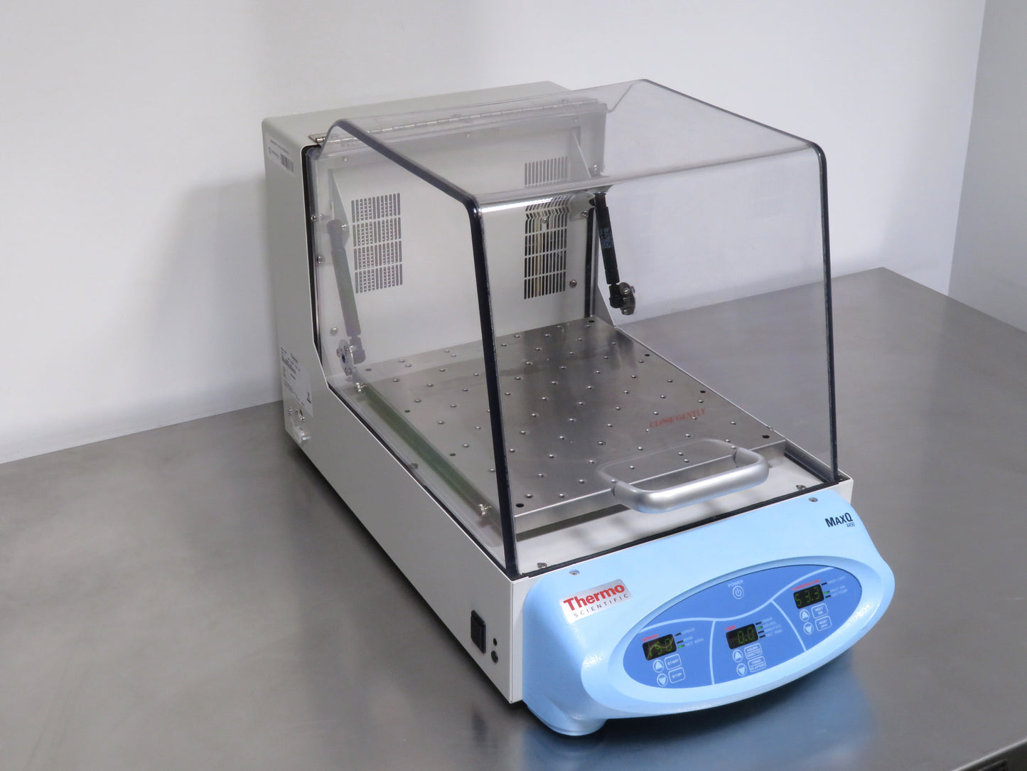 Thermo Scientific MaxQ 4450 Digital Orbital Incubator Shaker w/ Cooling Coil