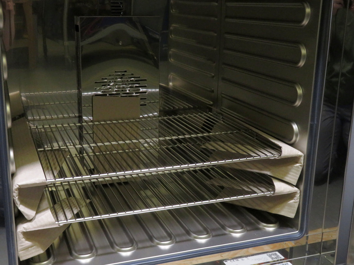 Memmert UF110plus Forced Circulation Oven