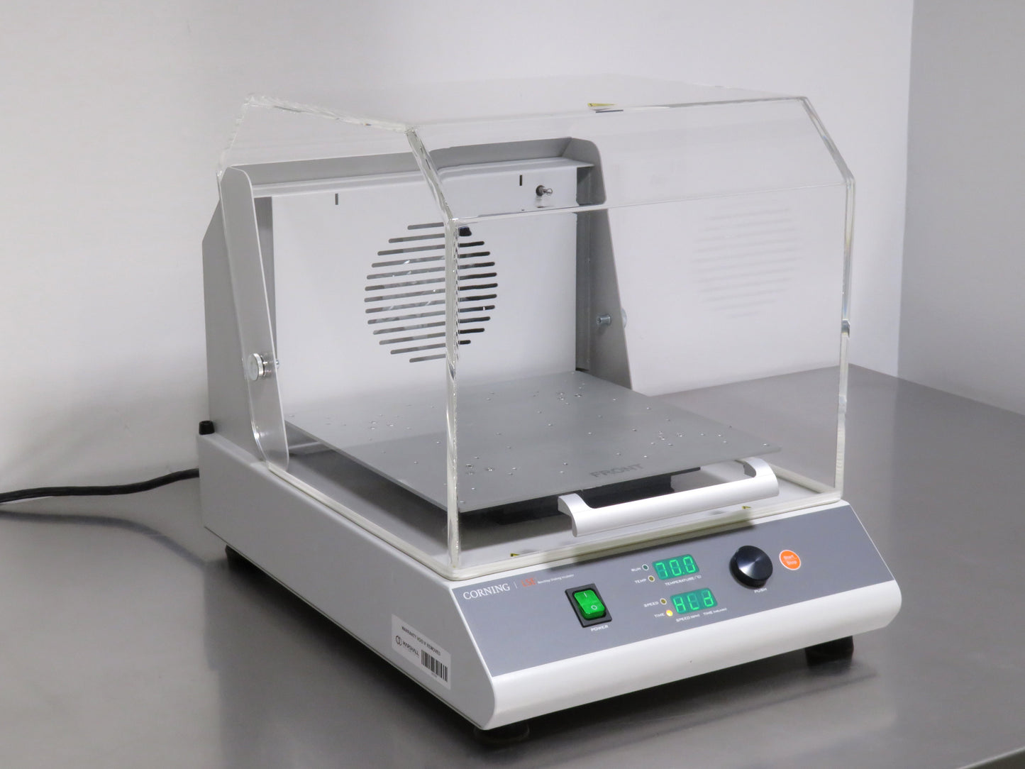 Corning LSE Benchtop Shaking Incubator