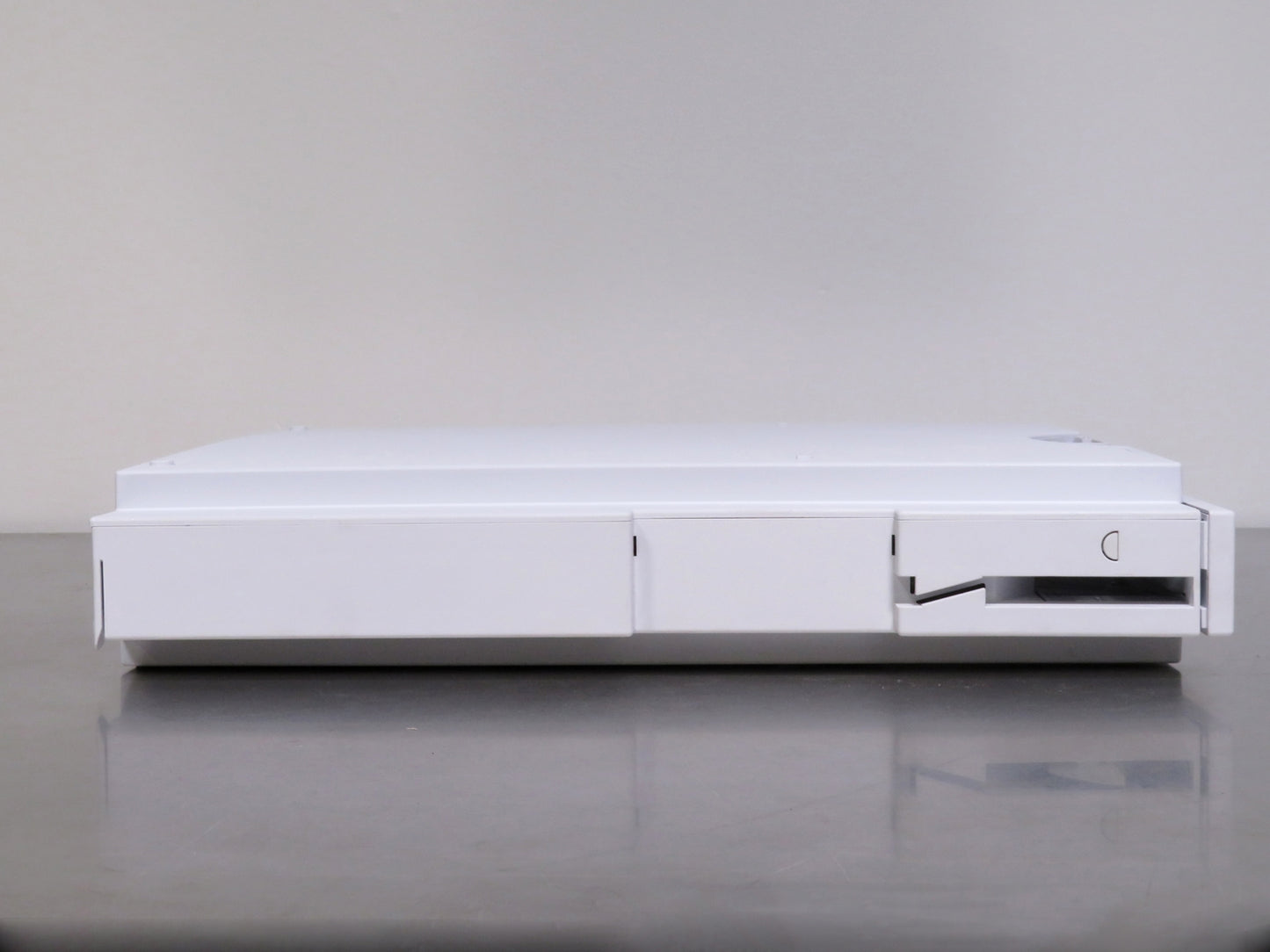 Agilent 1260 Infinity II HPLC G7122A Degasser