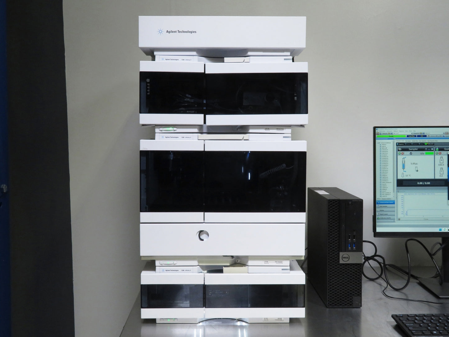 Agilent 1260 Infinity II LC System w/ Vialsampler & DAD