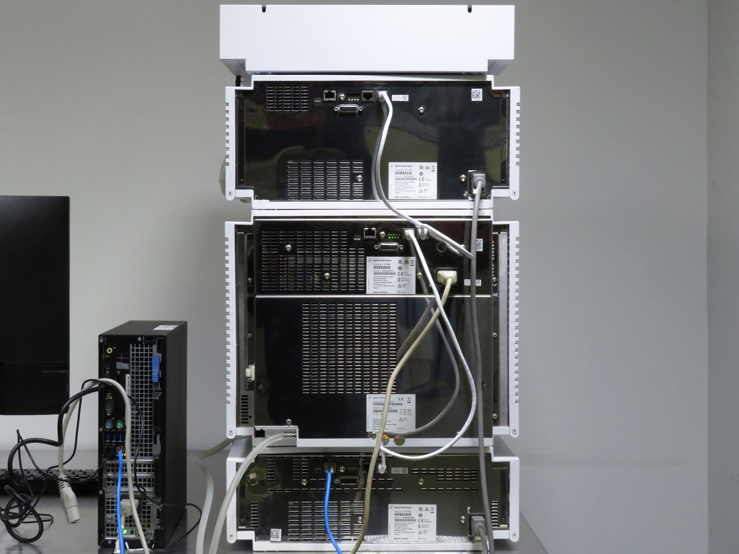 Agilent 1260 Infinity II LC System w/ Vialsampler & VWD
