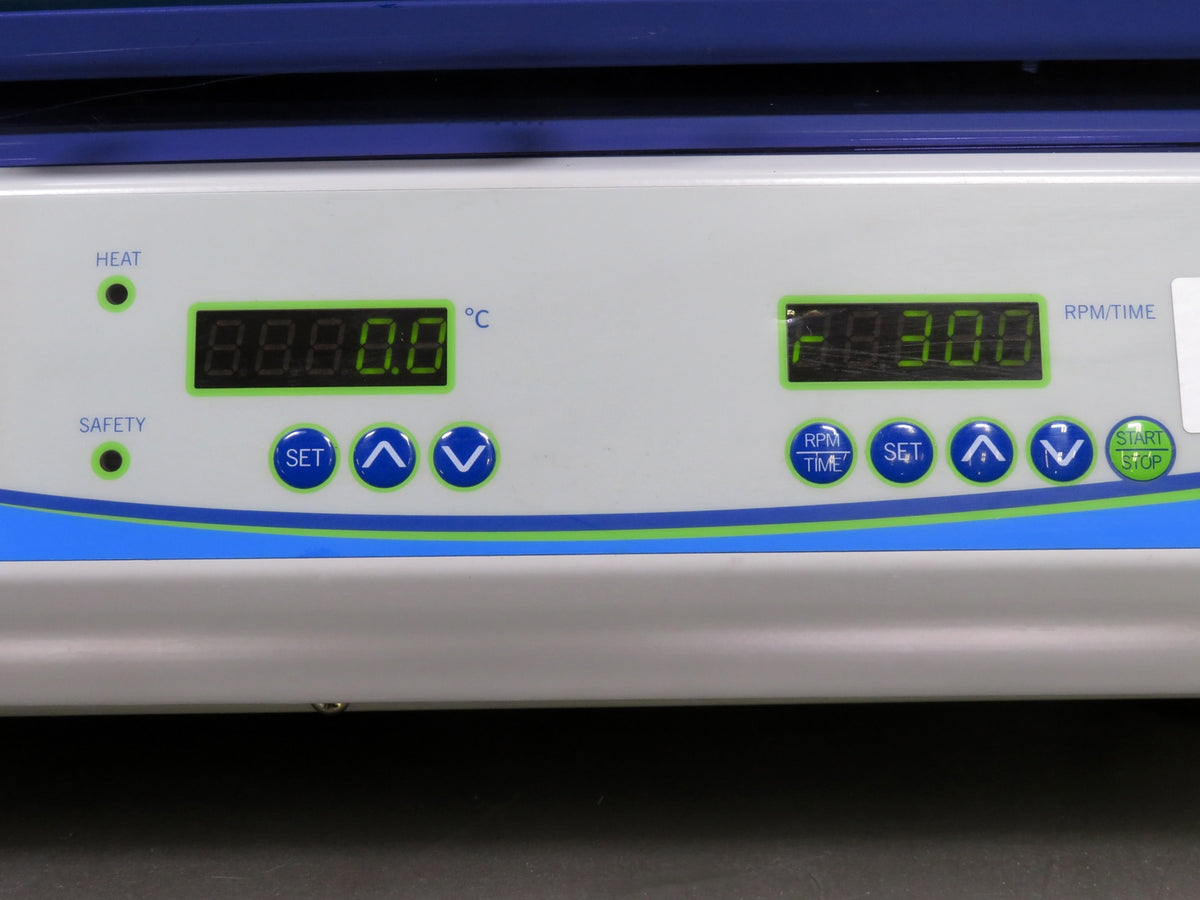Benchmark Incu-Shaker 10LR Refrigerated Incubator Shaker