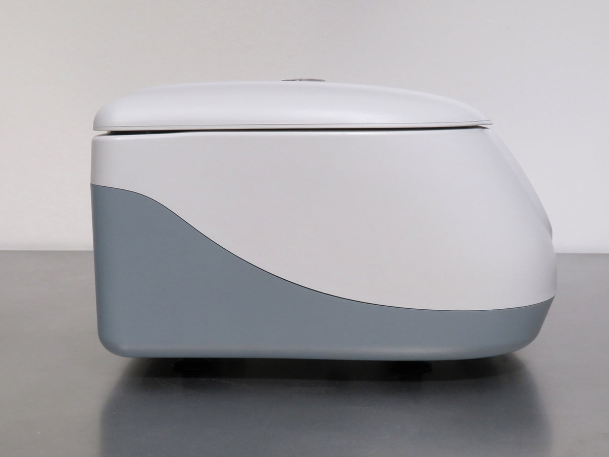 Benchmark C3100 LC-8 Centrifuge