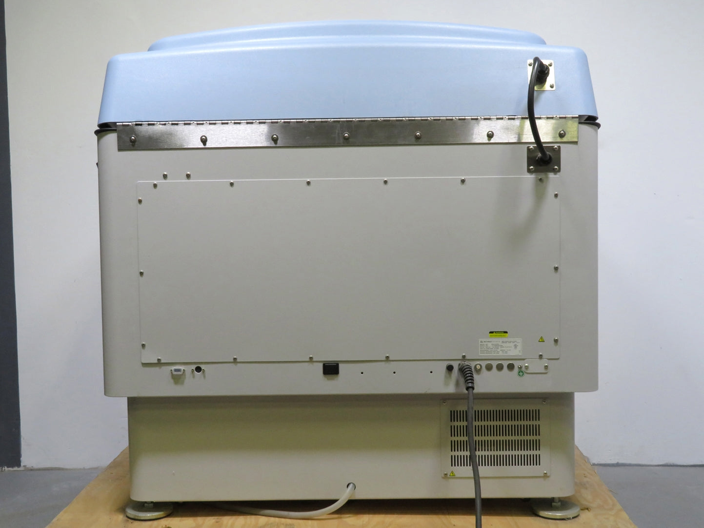 Barnstead Lab-Line MaxQ 5000 Refrigerated Incubator Shaker