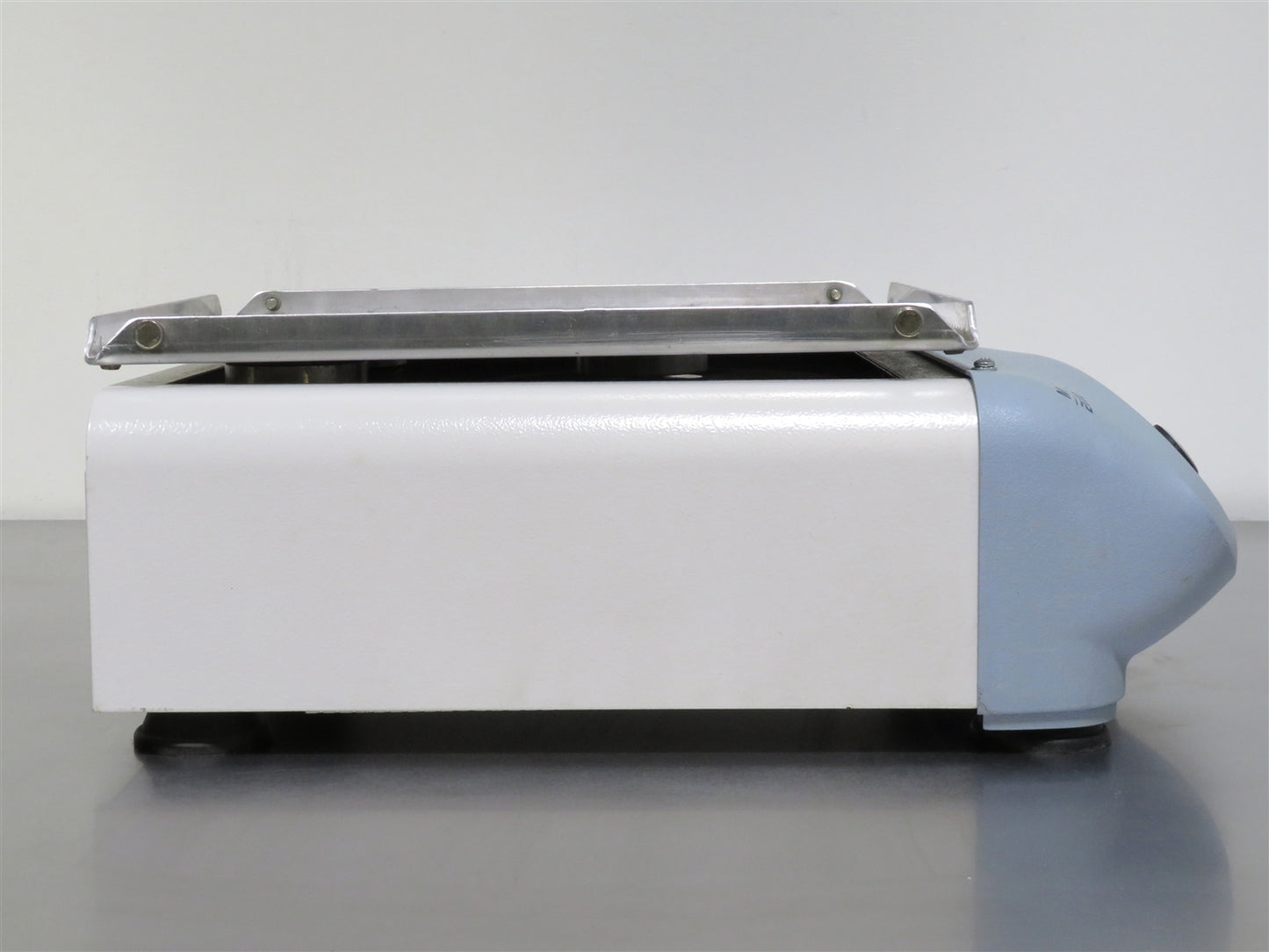 Barnstead MaxQ 2000 Orbital Shaker, SHKA2000