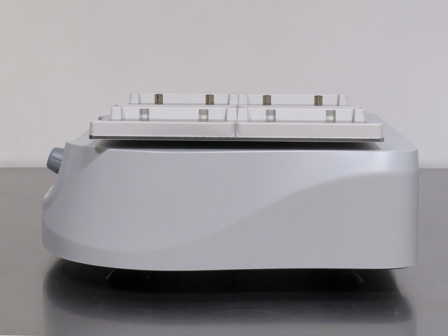 Benchmark Orbi-Shaker MP Microplate Orbital Shaker