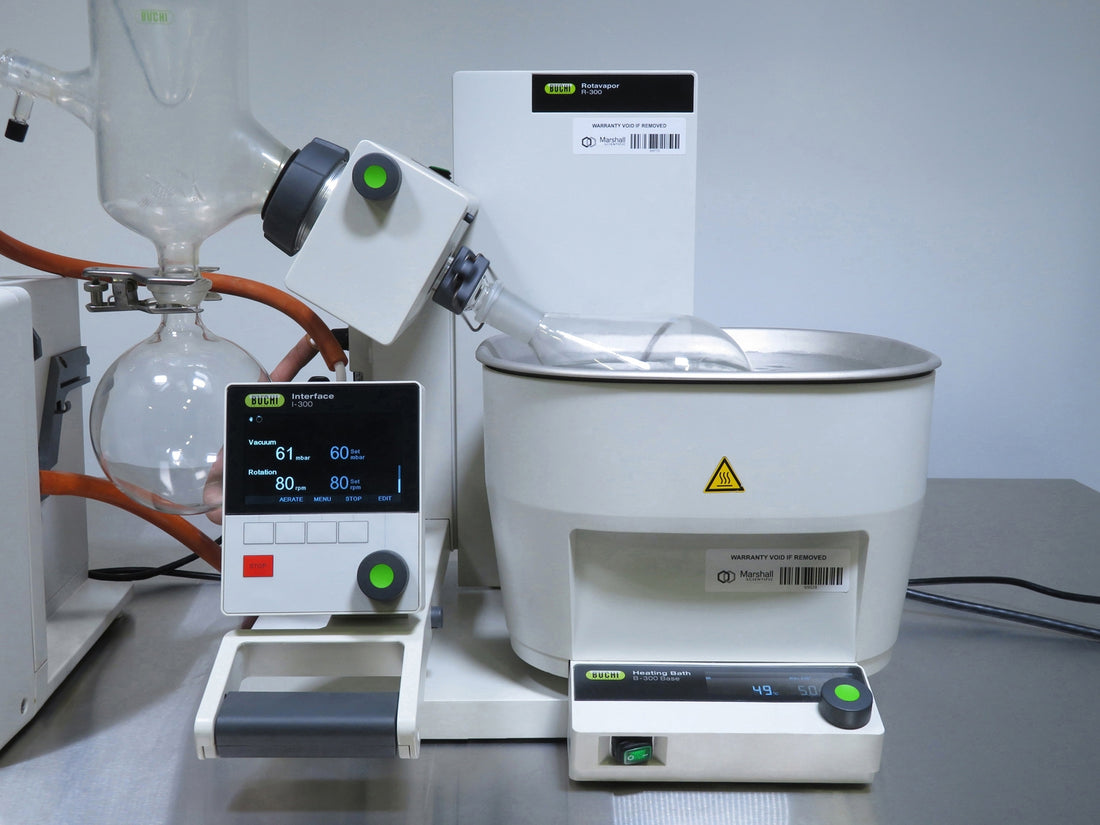 Buchi R-300 Rotavapor System with V-700 Vacuum Pump and Chiller