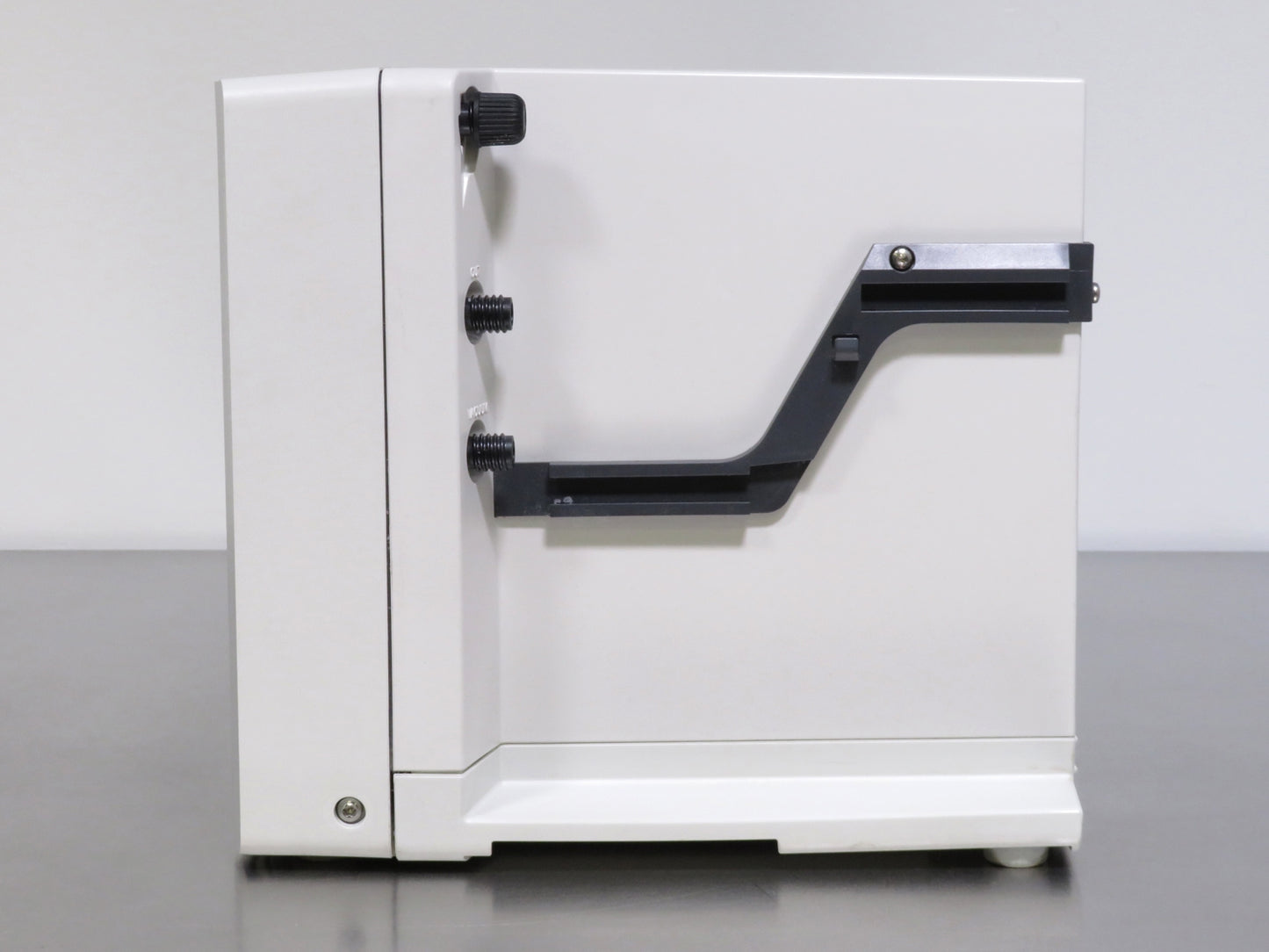 Buchi V-600 Vacuum Pump