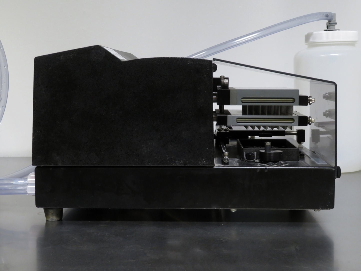 BioTek ELX405UV Microplate Washer