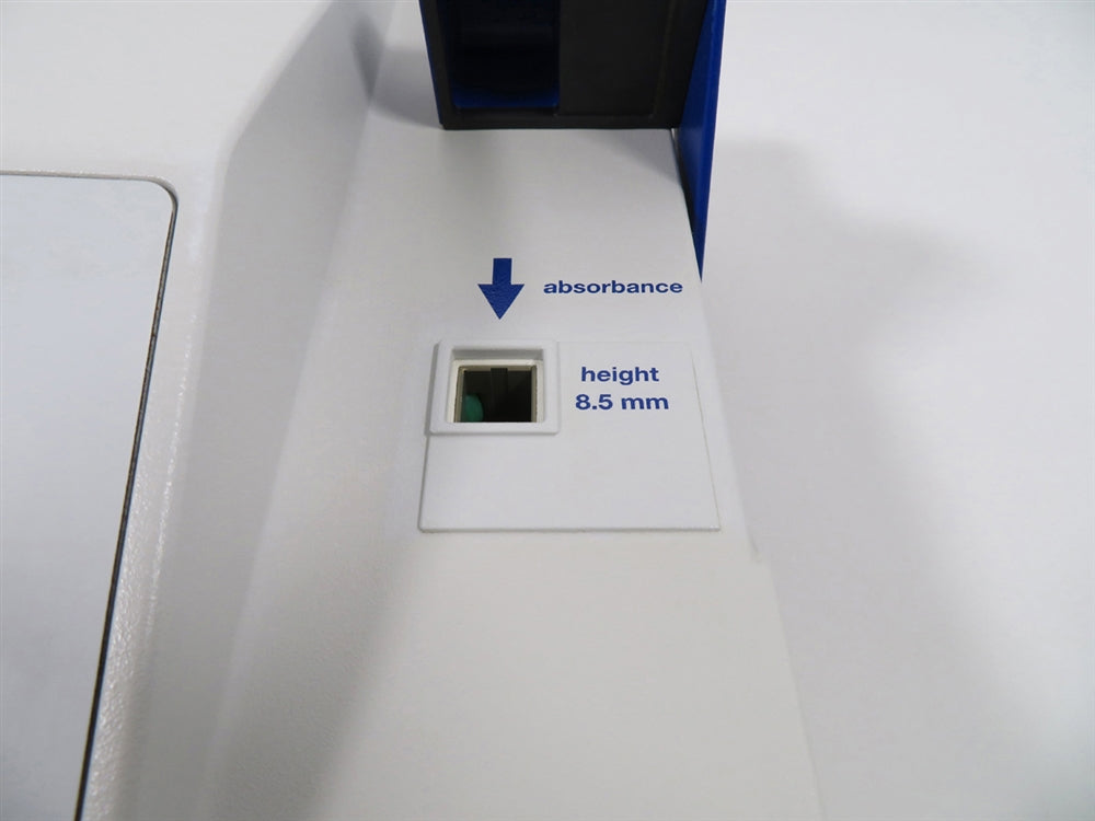 Eppendorf BioPhotometer D30 Model #6133