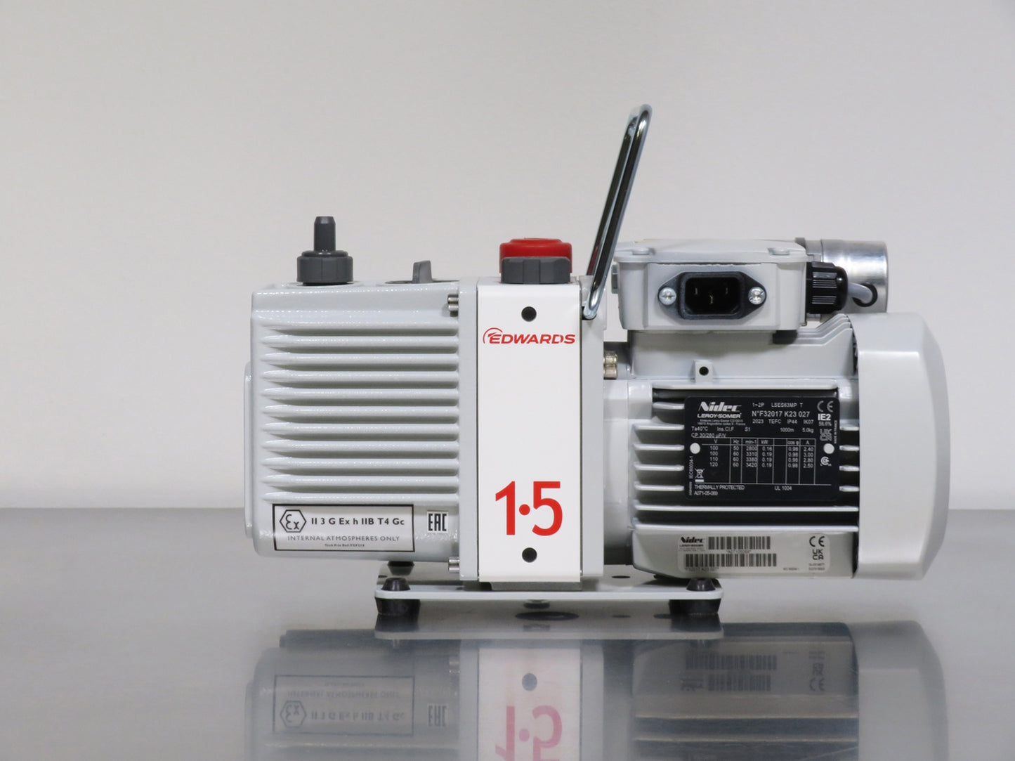 Edwards E2M1.5 Rotary Vane Vacuum Pump