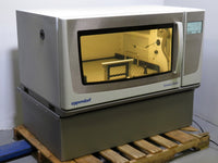 Eppendorf Innova S44i Incubator Shaker thumbnail 2