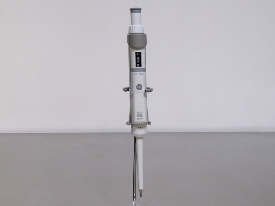 Eppendorf Research Plus Pipette, 0.5 to 10uL