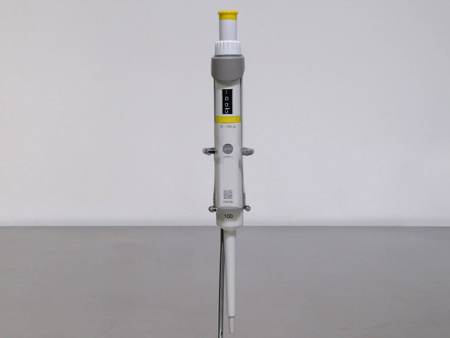 Eppendorf Research Plus Pipette, 10 to 100uL