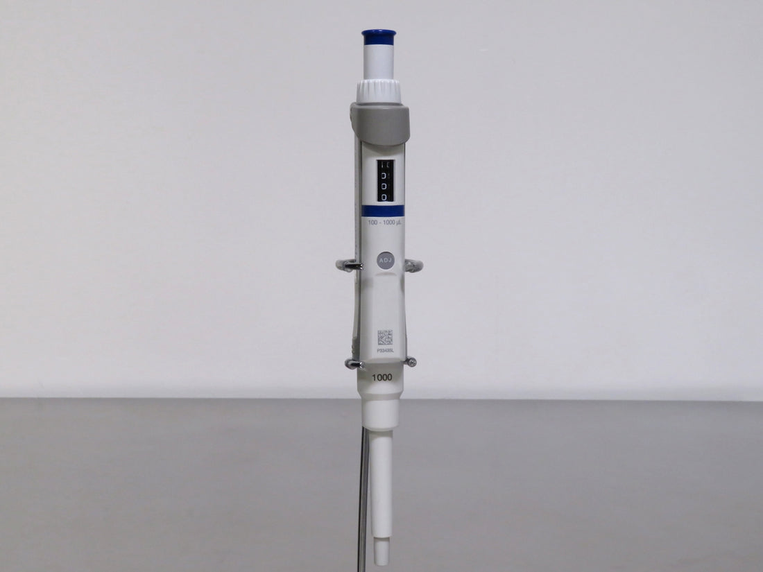 Eppendorf Research Plus Pipette, 100 to 1000uL