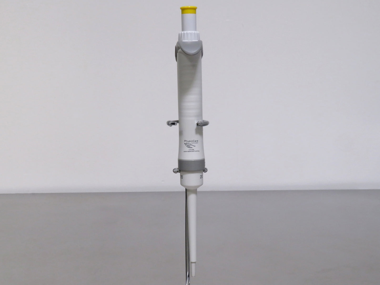 Eppendorf Research Plus Pipette, 2 to 20uL