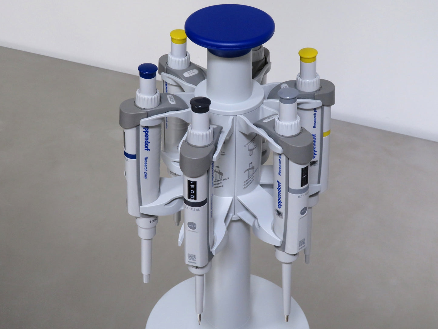 Eppendorf Research Plus Pipette Set, 0.1 to 1000uL