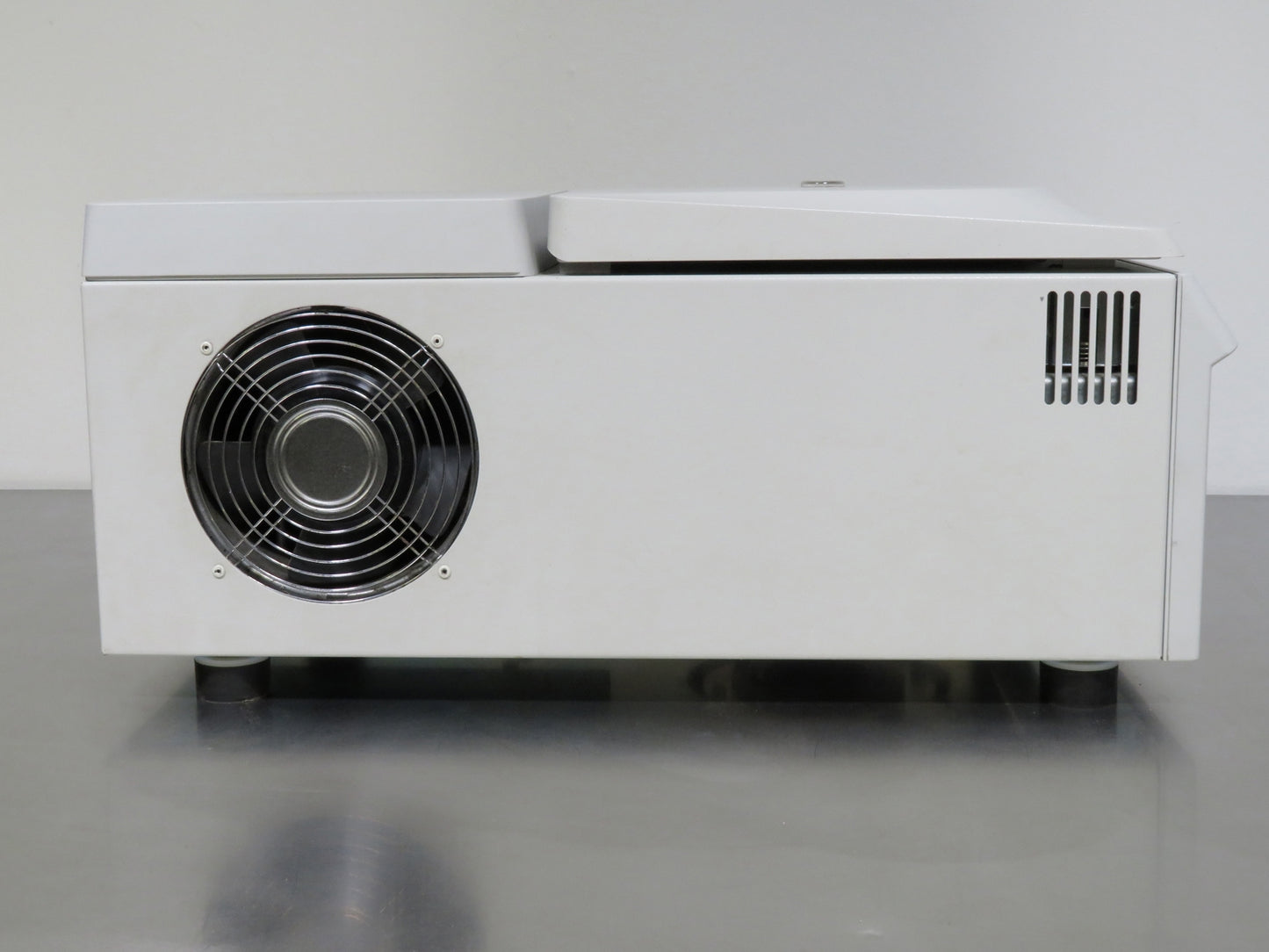 Eppendorf 5417R Refrigerated Centrifuge