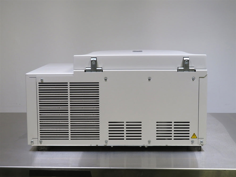 Eppendorf 5804R Refrigerated Centrifuge