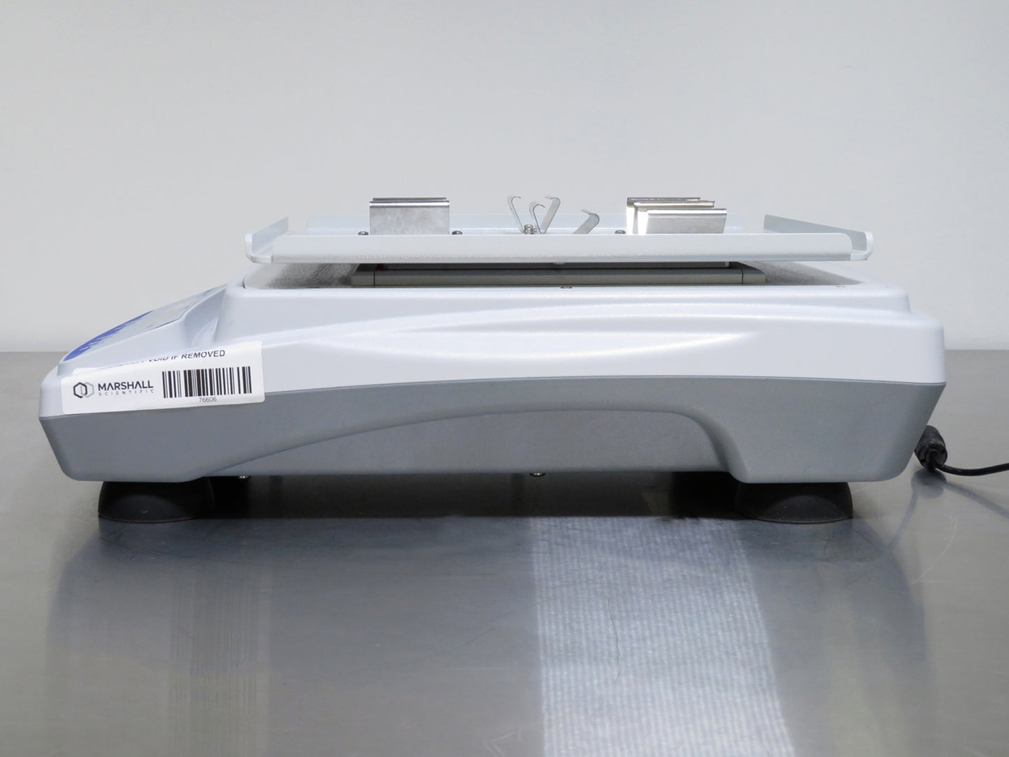 Fisher Scientific 88861023 Microplate Shaker