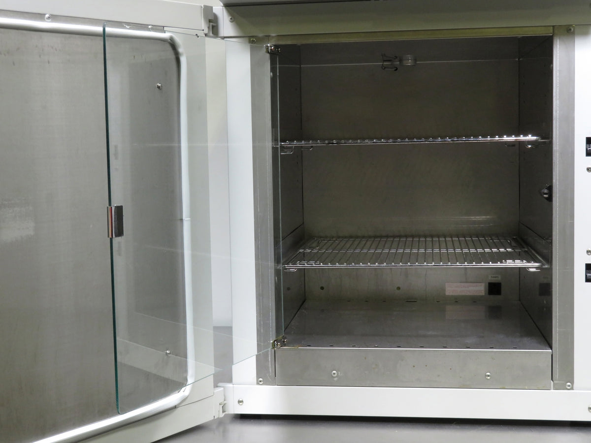 Fisher Scientific Isotemp 637D Incubator
