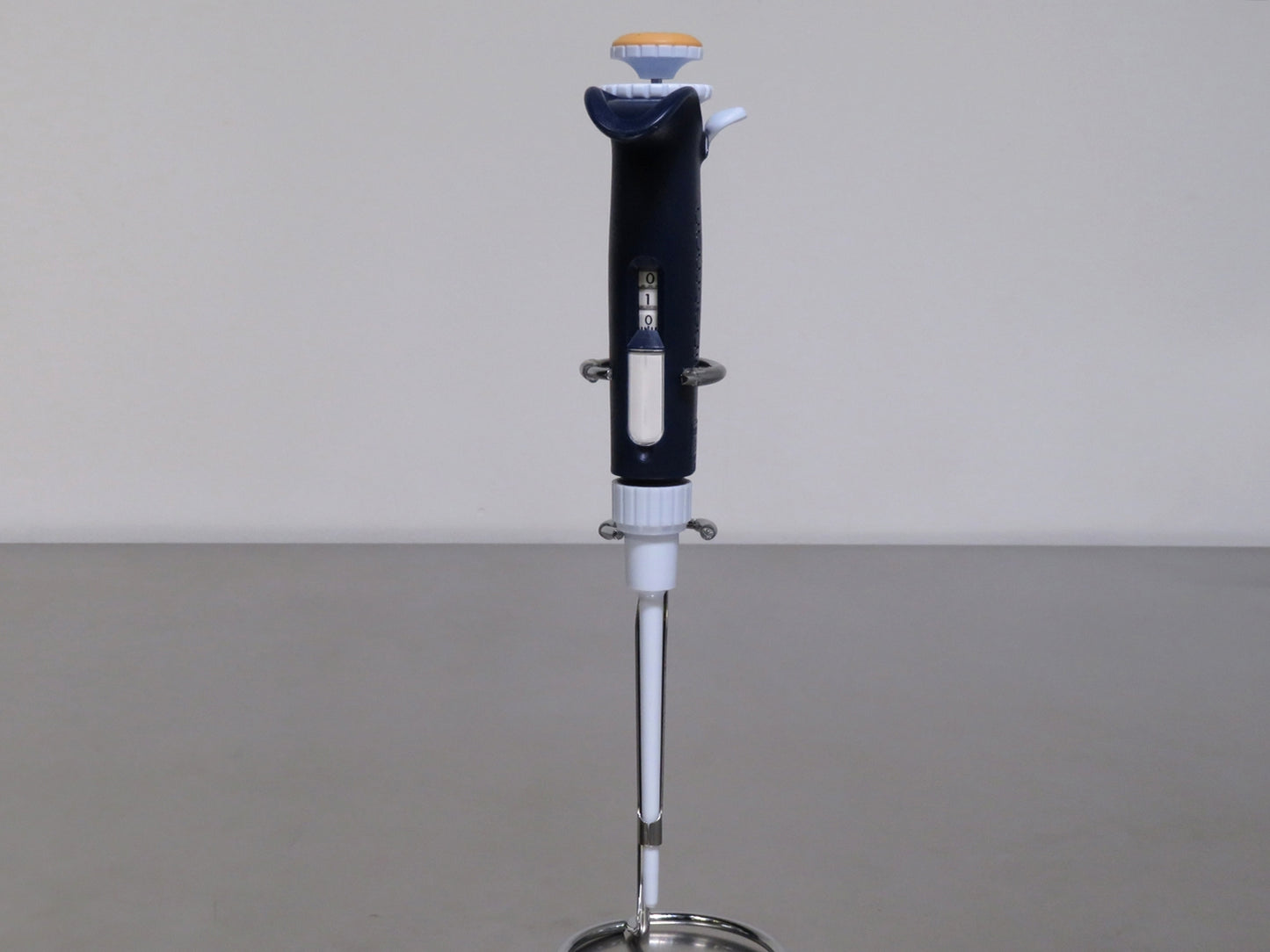 Gilson PIPETMAN L Pipette, 10 to 100uL