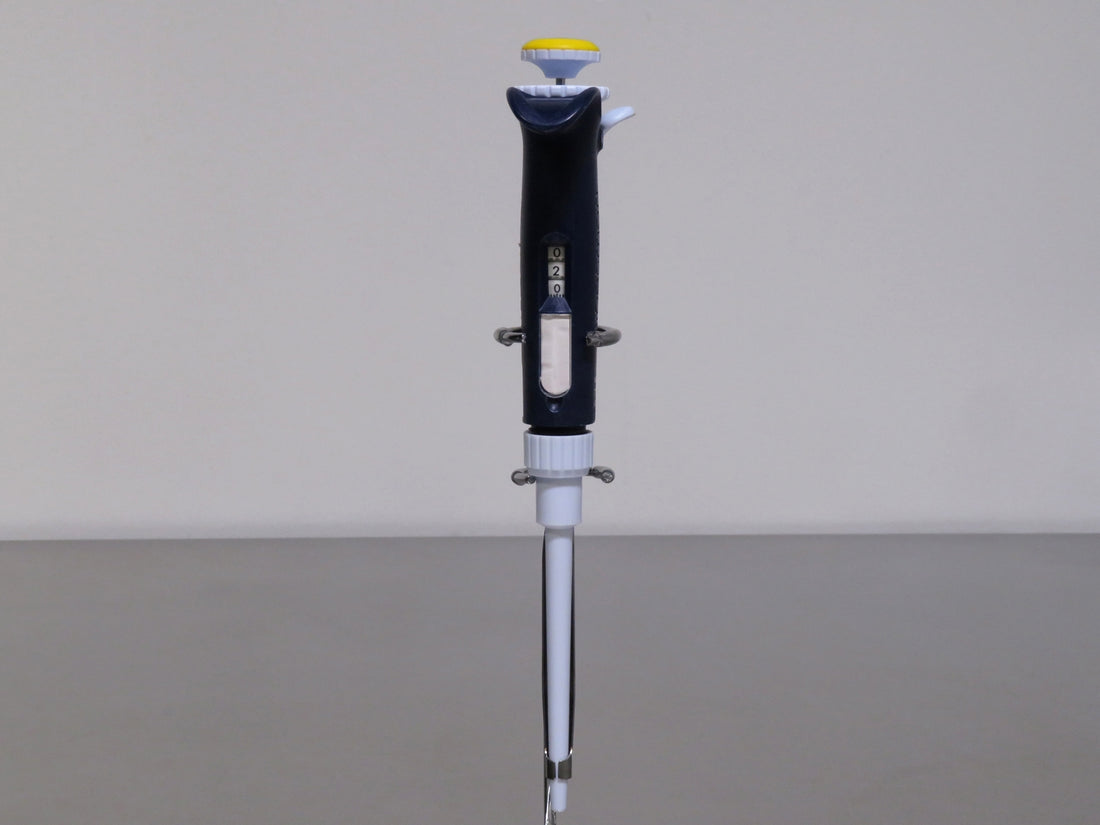 Gilson PIPETMAN L Pipette, 20 to 200uL