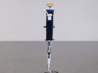 Gilson PIPETMAN L Pipette, 0.2 to 2uL thumbnail 2