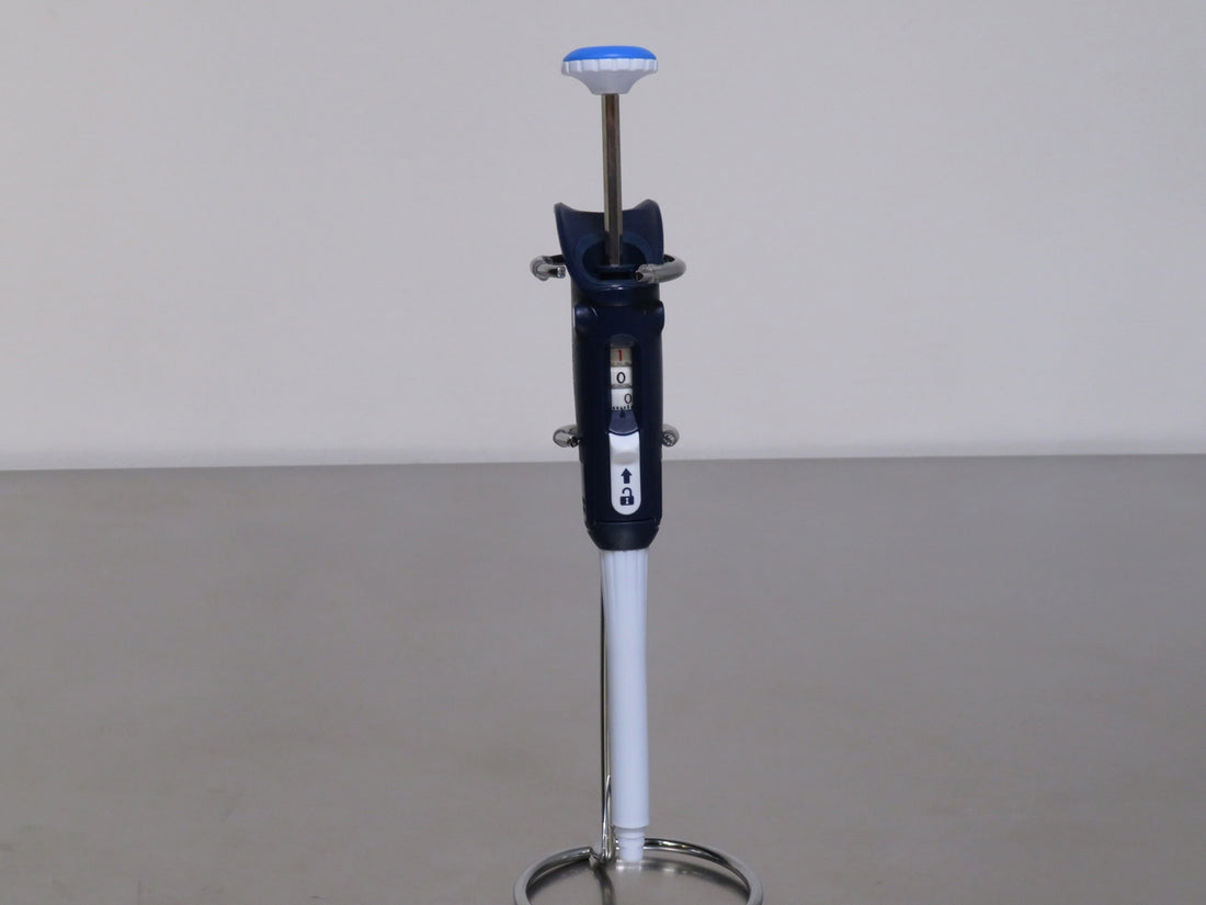 Gilson MICROMAN M1000E Pipette, 100 to 1000uL