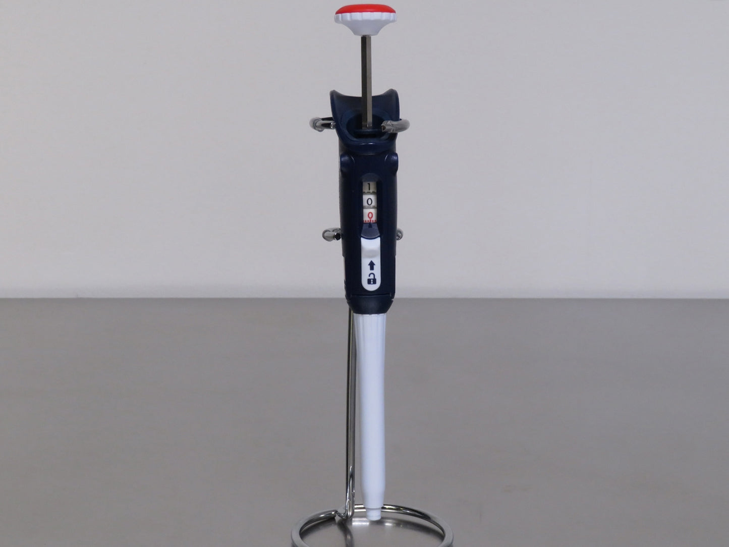 Gilson MICROMAN M10E Pipette, 1 to 10uL