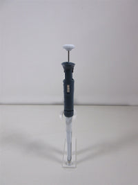 Gilson P1000 Pipette Classic Large Plunger thumbnail 2