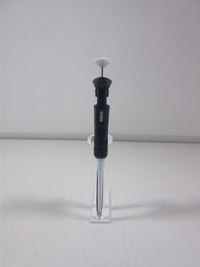 Gilson P200 Pipette Classic Large Plunger thumbnail 2