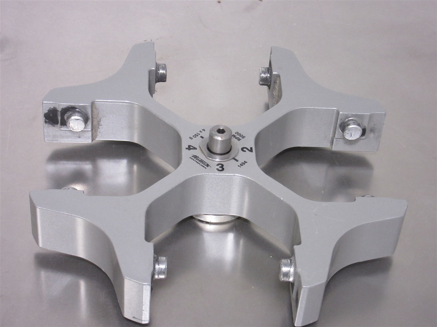 Hettich 1494 Swing Out Rotor and 1425 Buckets