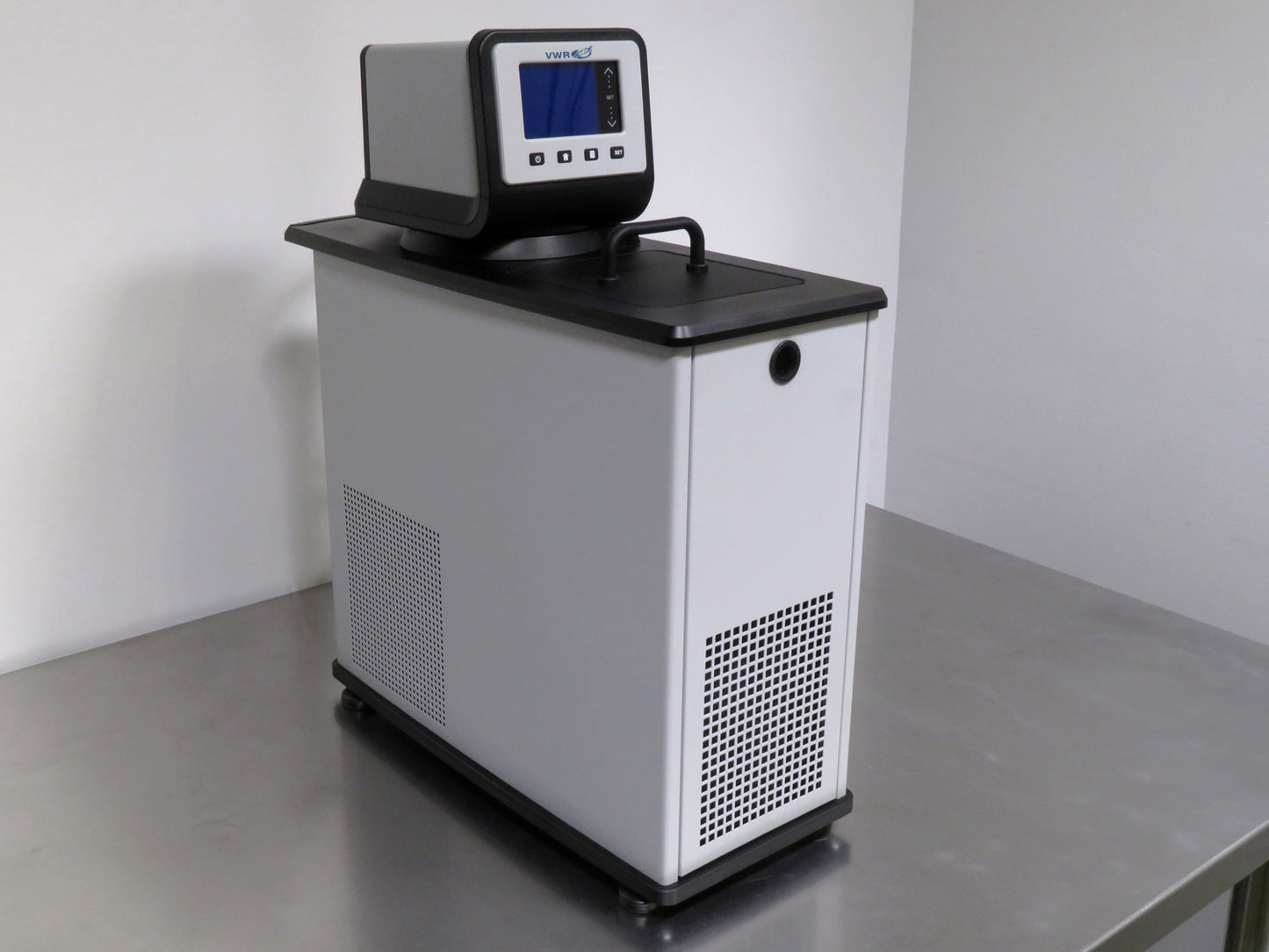 VWR AD07R-20-V11B 7L Refrigerated Circulator