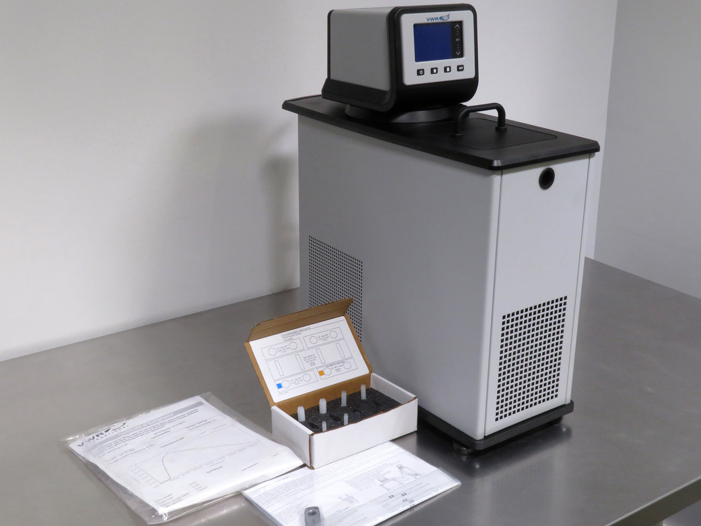 VWR AD07R-20-V11B 7L Refrigerated Circulator