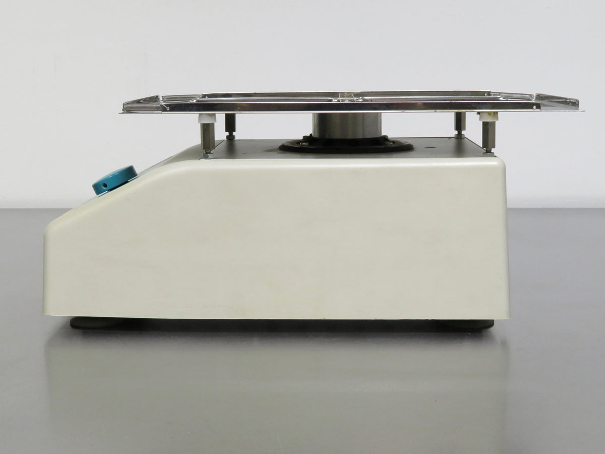 Labnet S2020-P4-B Orbit P4 Digital Shaker