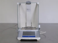 Mettler Toledo XS205DU Semi-Micro Analytical Balance thumbnail 1
