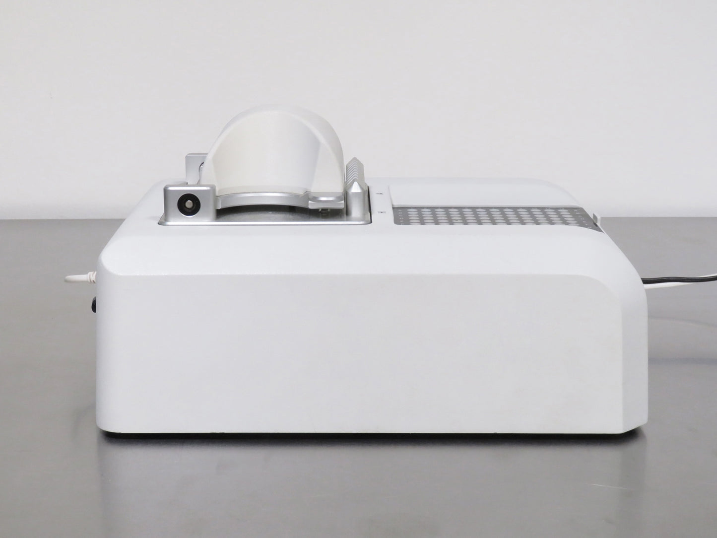 Thermo Scientific NanoDrop 8000 Spectrophotometer