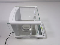Shimadzu UniBloc Model TXC323L Analytical Balance thumbnail 4