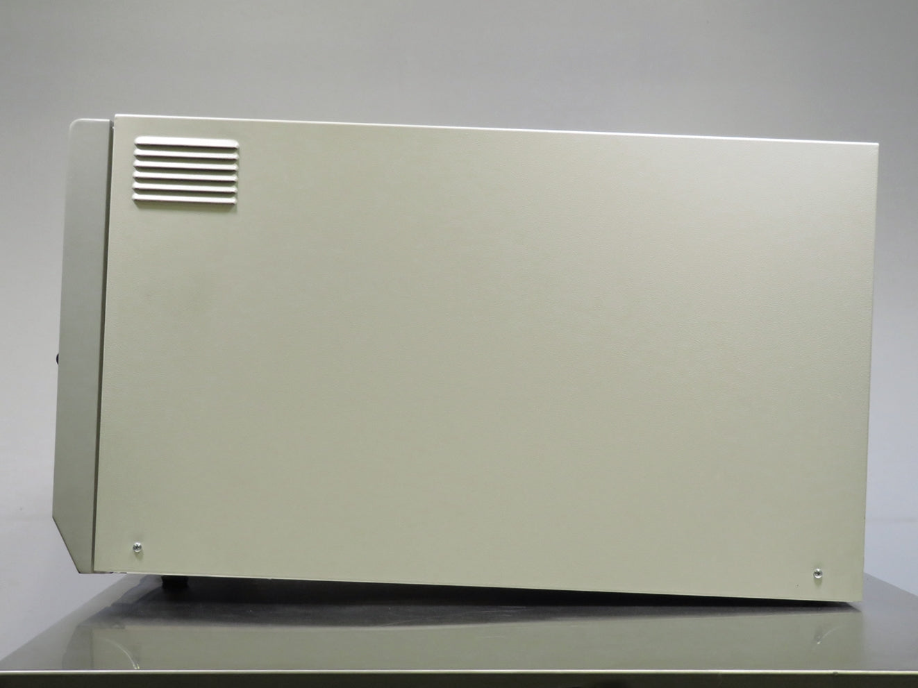 Tuttnauer 3870M Manual Autoclave, 230V