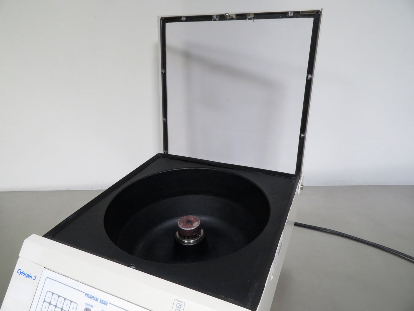 Thermo Shandon Cytospin 3 Centrifuge